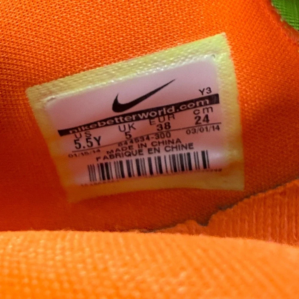 Nike LeBron XI 11 Low GS 5.5Y Electric Green Orange‎ Basketball Shoes 644534-300